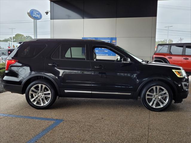 2017 ford explorer xlt