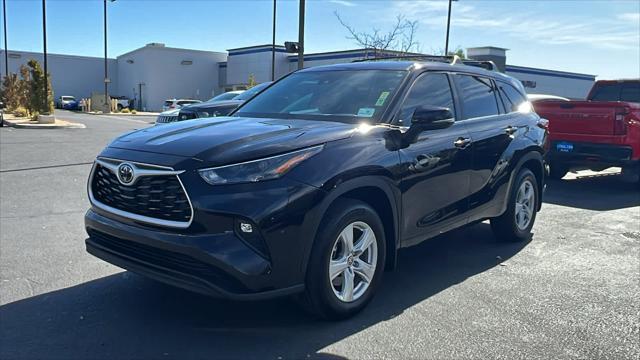 2024 toyota highlander le