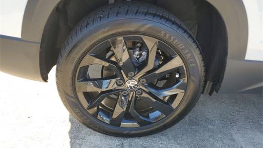 2024 Volkswagen Taos