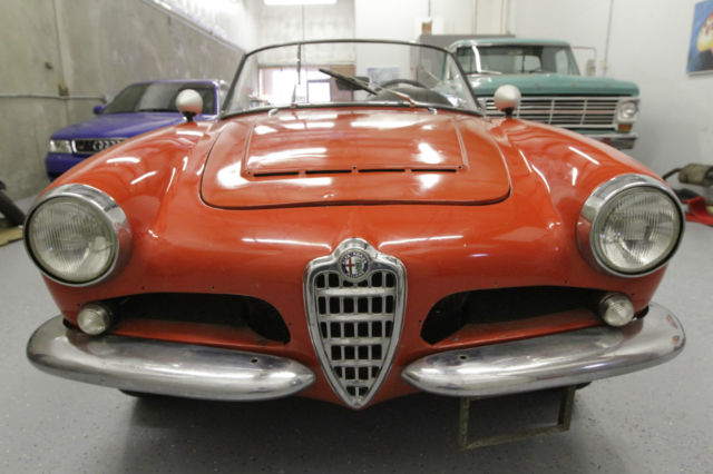 65 alfa giulia spider - 30+ year ownership - restore cantiadate-runs and drives