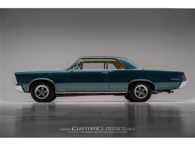 1965 pontiac gto in island lake, illinois