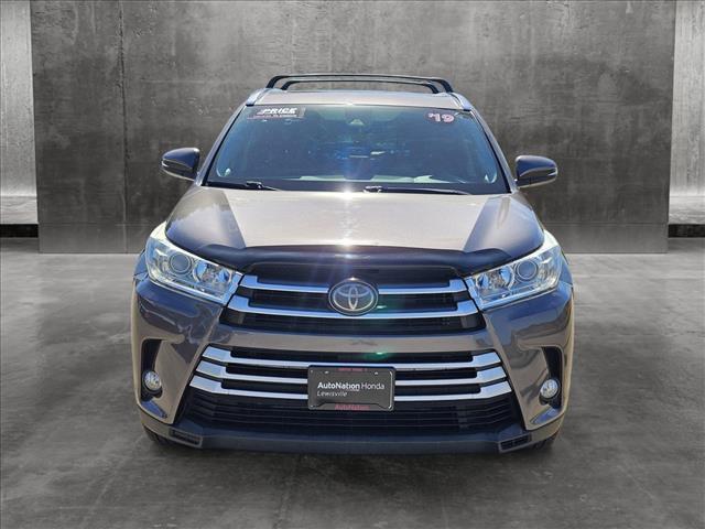 2019 toyota highlander xle