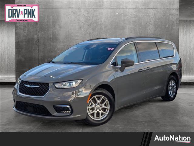 2022 chrysler pacifica touring l