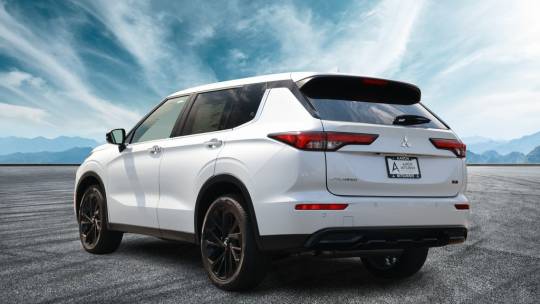 2024 Mitsubishi Outlander