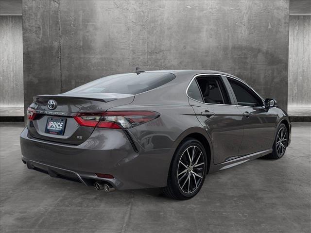 2024 toyota camry se