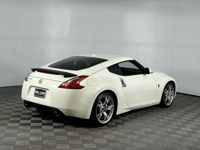 2011 nissan 370z touring