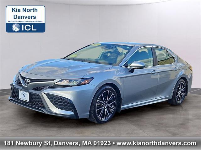 2021 toyota camry se