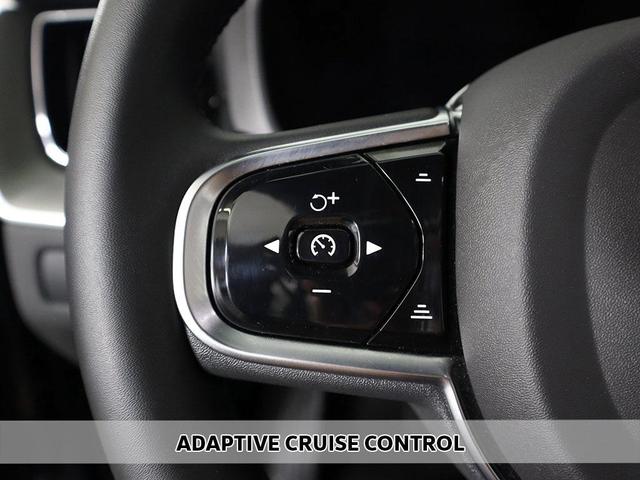 2023 volvo xc60 b6 ultimate dark theme