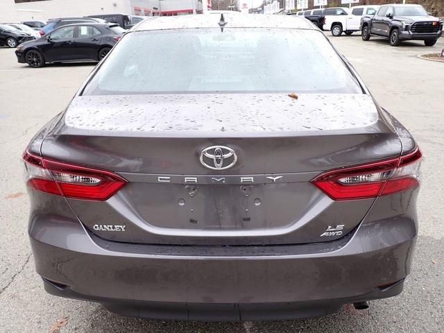 2022 toyota camry le