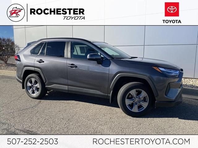 2022 toyota rav4 xle