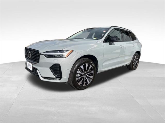 2024 volvo xc60 b5 plus dark theme