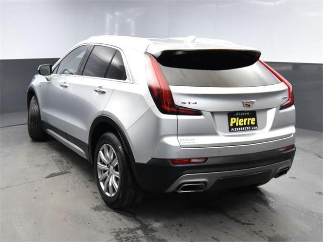 2022 cadillac xt4 premium luxury