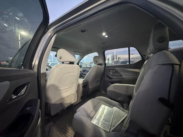 2018 chevrolet traverse lt cloth