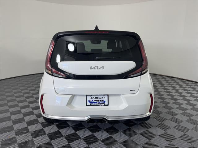 2023 kia soul gt-line