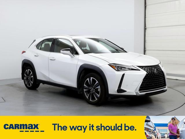2022 lexus ux 200