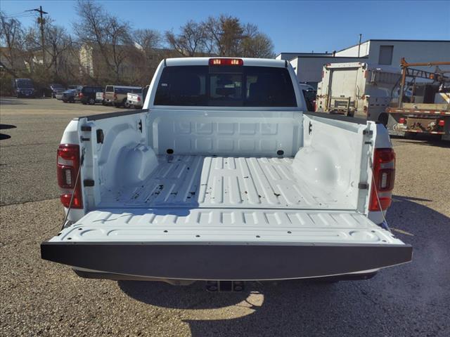 2024 ram 2500 laramie crew cab 4x4 64" box