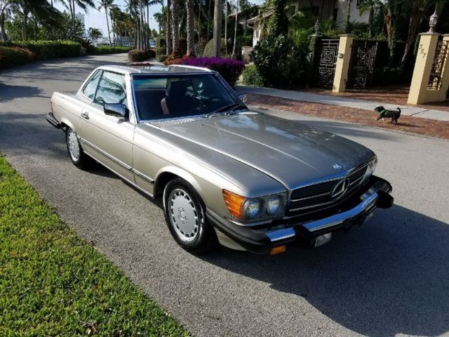 1988 mercedes-benz 560sl smoke silver over garnet interior runs and drives great