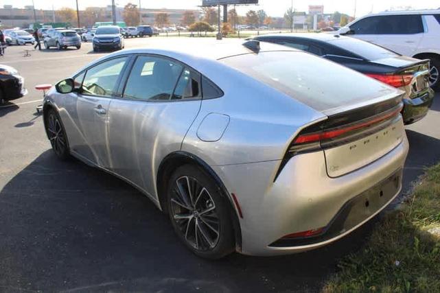 2023 toyota prius xle