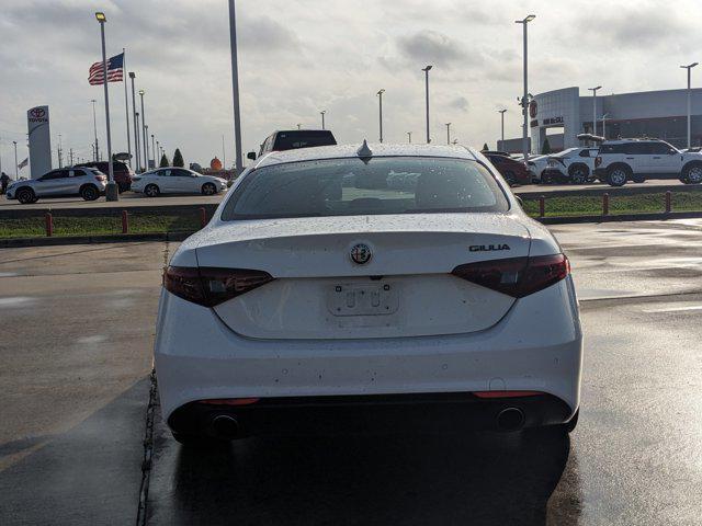 2021 alfa romeo giulia base