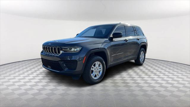 2022 jeep grand cherokee laredo