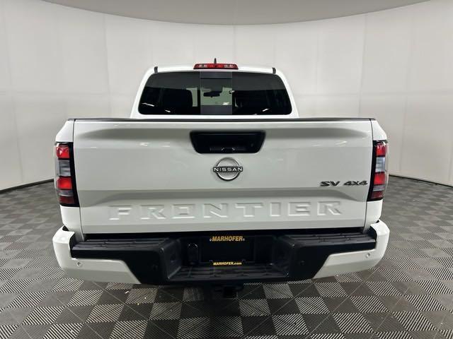 2023 nissan frontier sv