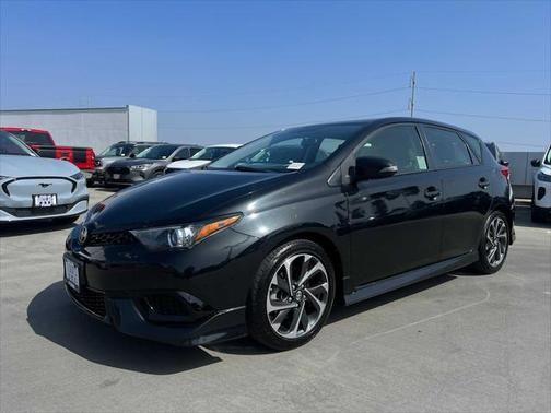 2016 scion im