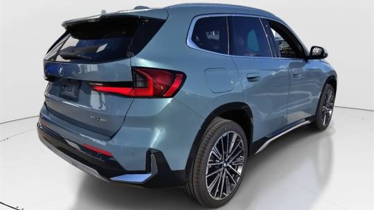 2024 BMW X1