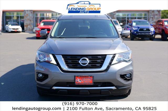 2019 nissan pathfinder sv