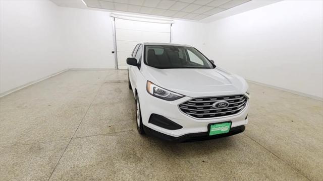 2022 ford edge se