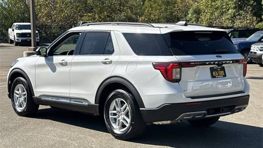 2025 Ford Explorer