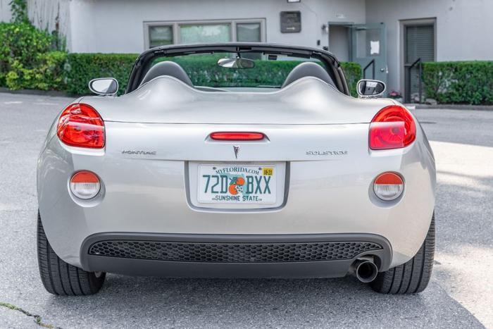 2006 pontiac solstice convertible with less than 13k miles in greenwich, connecticut