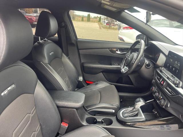 2020 kia forte gt-line