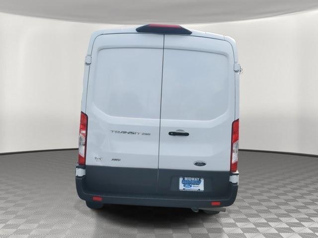 2023 ford transit-250 base