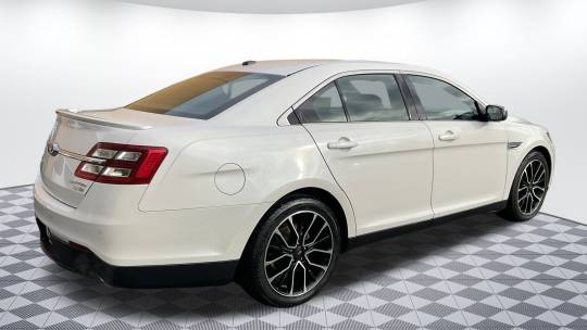 2017 Ford Taurus