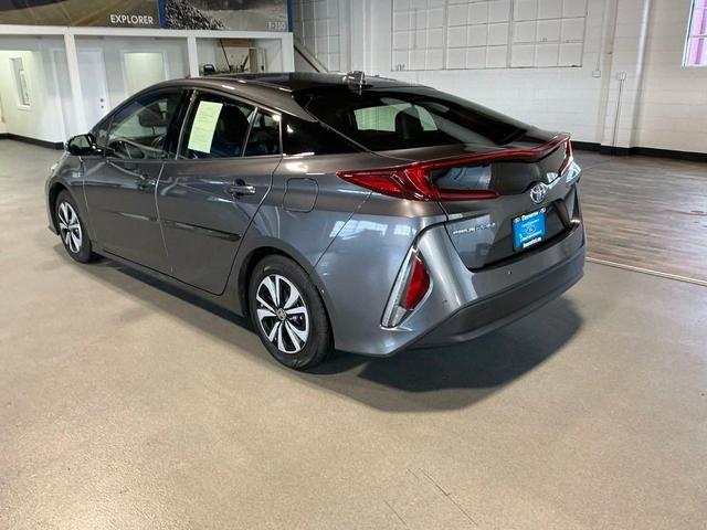 2017 toyota prius prime advanced