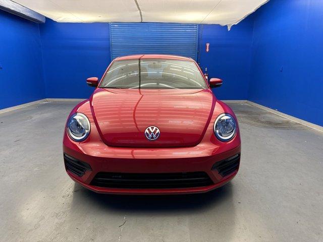 2019 volkswagen beetle 2.0t s