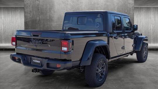 2024 Jeep Gladiator