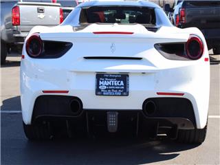 2017 Ferrari 488 base
