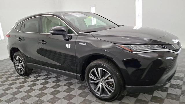 2021 toyota venza le