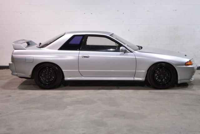 1991 nissan skyline gt-r -- silver - rb26dett - 5 speed - 40.4k