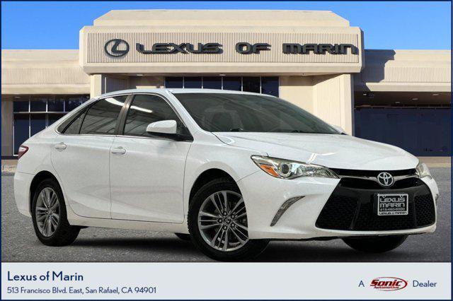 2016 toyota camry se