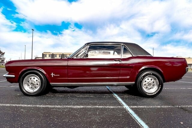 1966 ford mustang