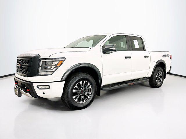 2022 nissan titan pro-4x