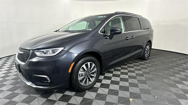 2021 chrysler pacifica touring-l