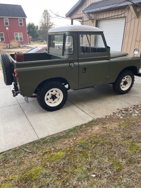 1975 land rover 88 pickup green 4wd manual santana