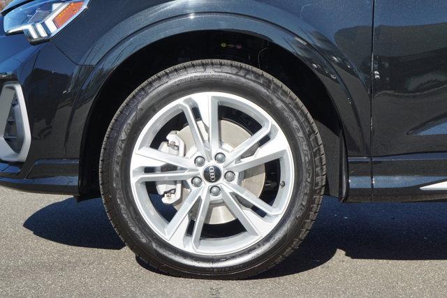 2024 audi q3 s line premium plus