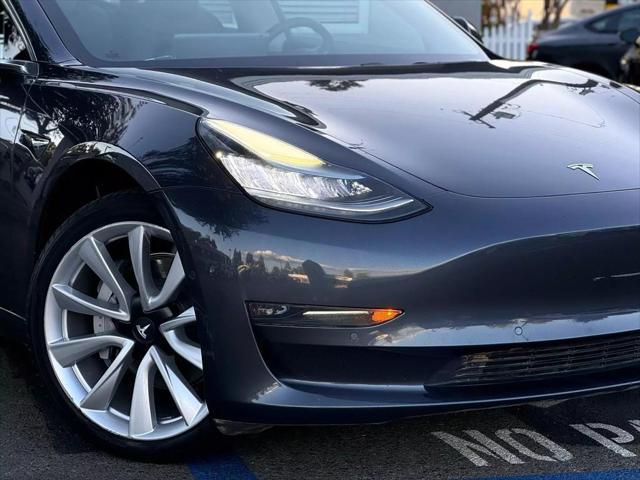 2018 tesla model 3 mid range