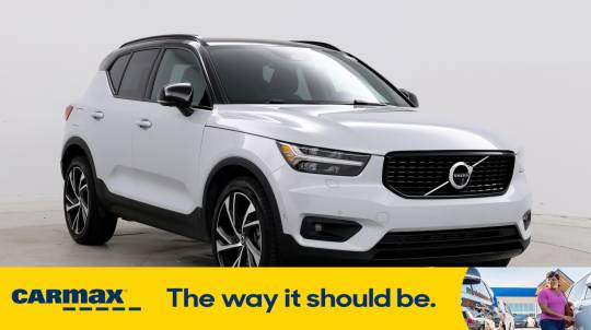 2022 Volvo XC40