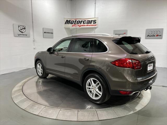 2012 porsche cayenne base