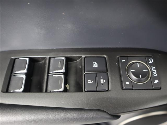 2019 lexus nx 300 base